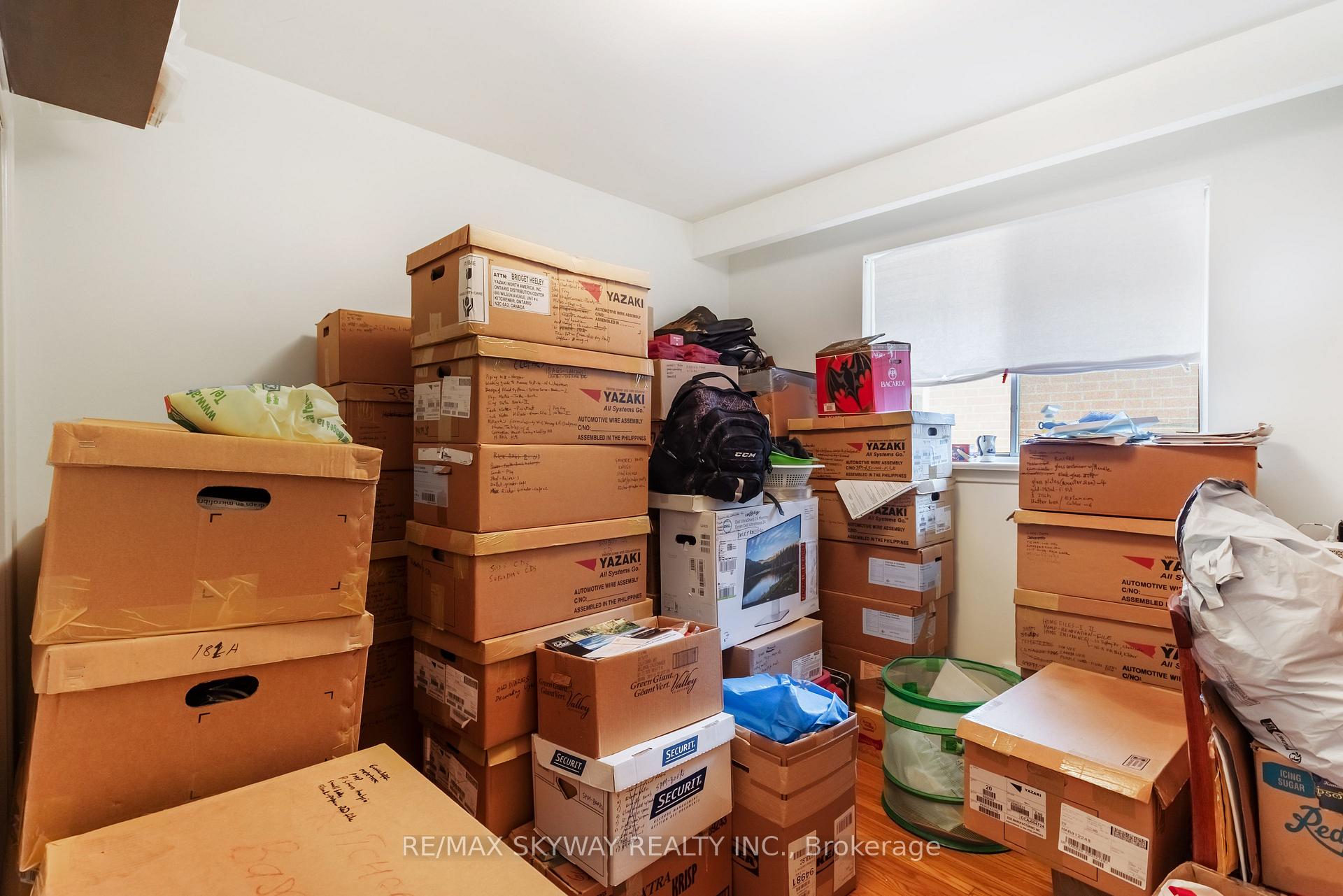 Photo 20 of 33 Tapley Drive, Etobicoke, Willowridge-Martingrove-Richview — HOMEH