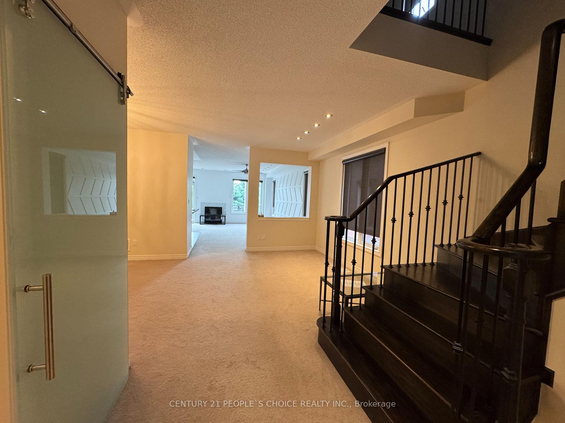 Photo 42 of 22 Westowanis Drive, Etobicoke, West Humber-Clairville — HOMEH