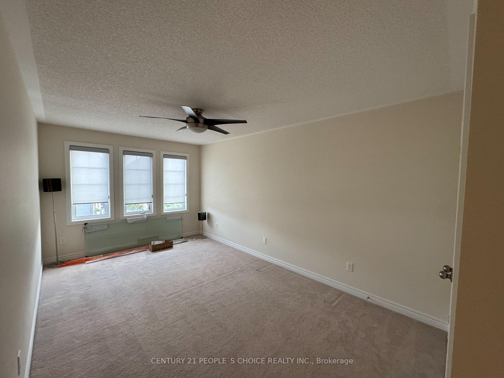 Photo 20 of 22 Westowanis Drive, Etobicoke, West Humber-Clairville — HOMEH