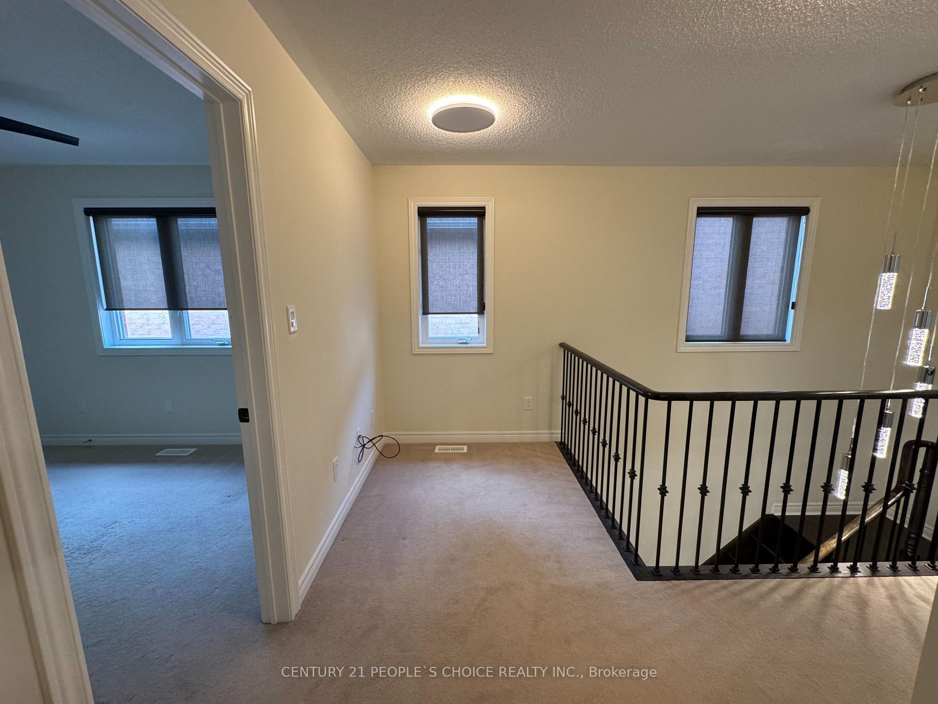 Photo 7 of 22 Westowanis Drive, Etobicoke, West Humber-Clairville — HOMEH