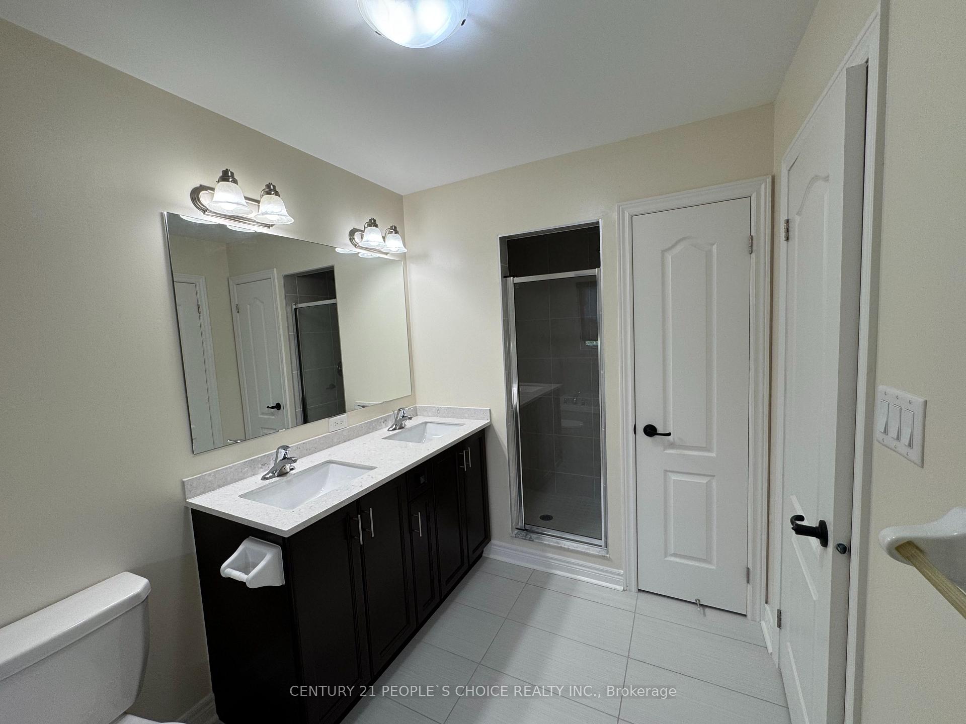 Photo 35 of 22 Westowanis Drive, Etobicoke, West Humber-Clairville — HOMEH
