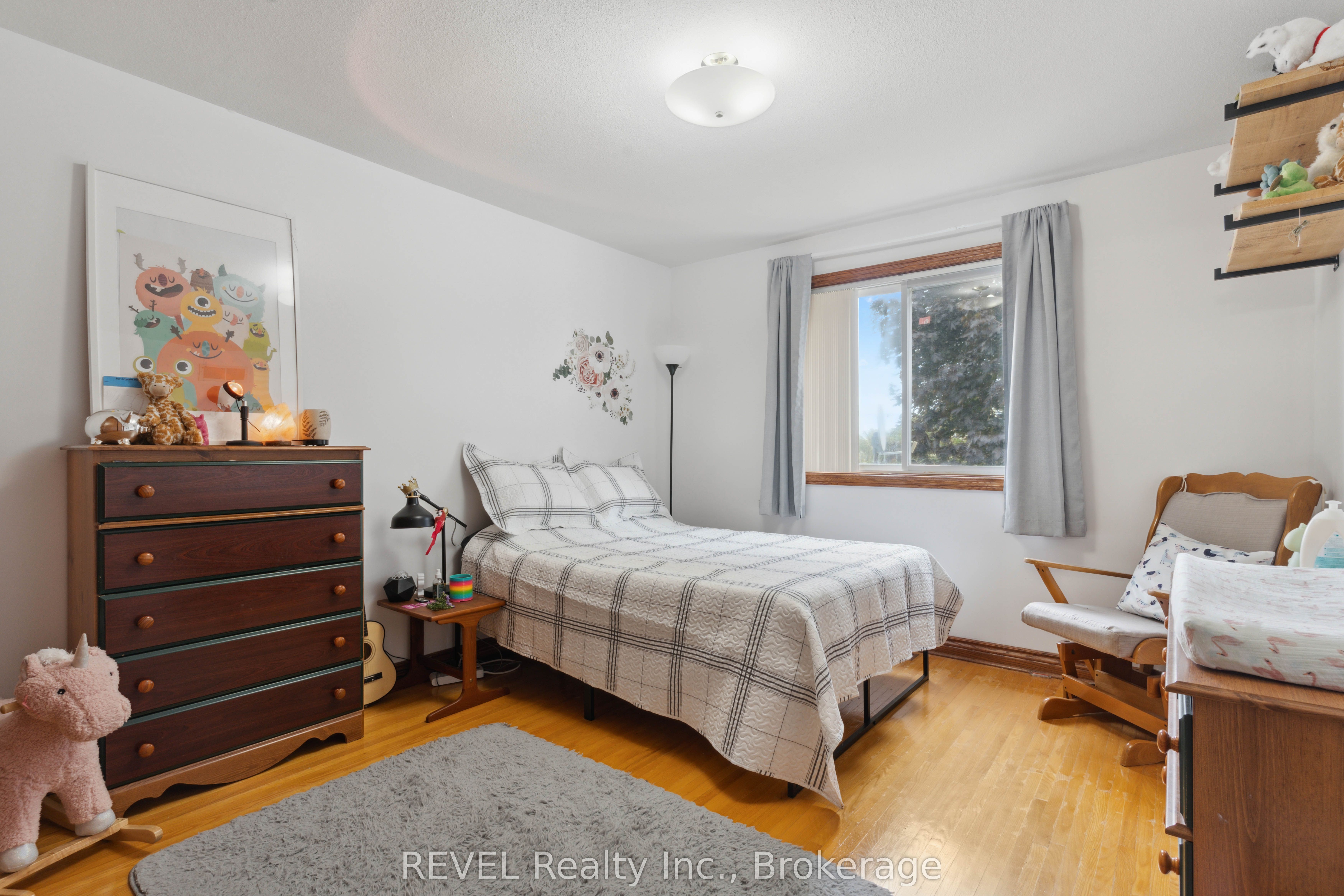 Photo 51 of 126 Colbeck Drive, Welland, Coyle Creek — HOMEH