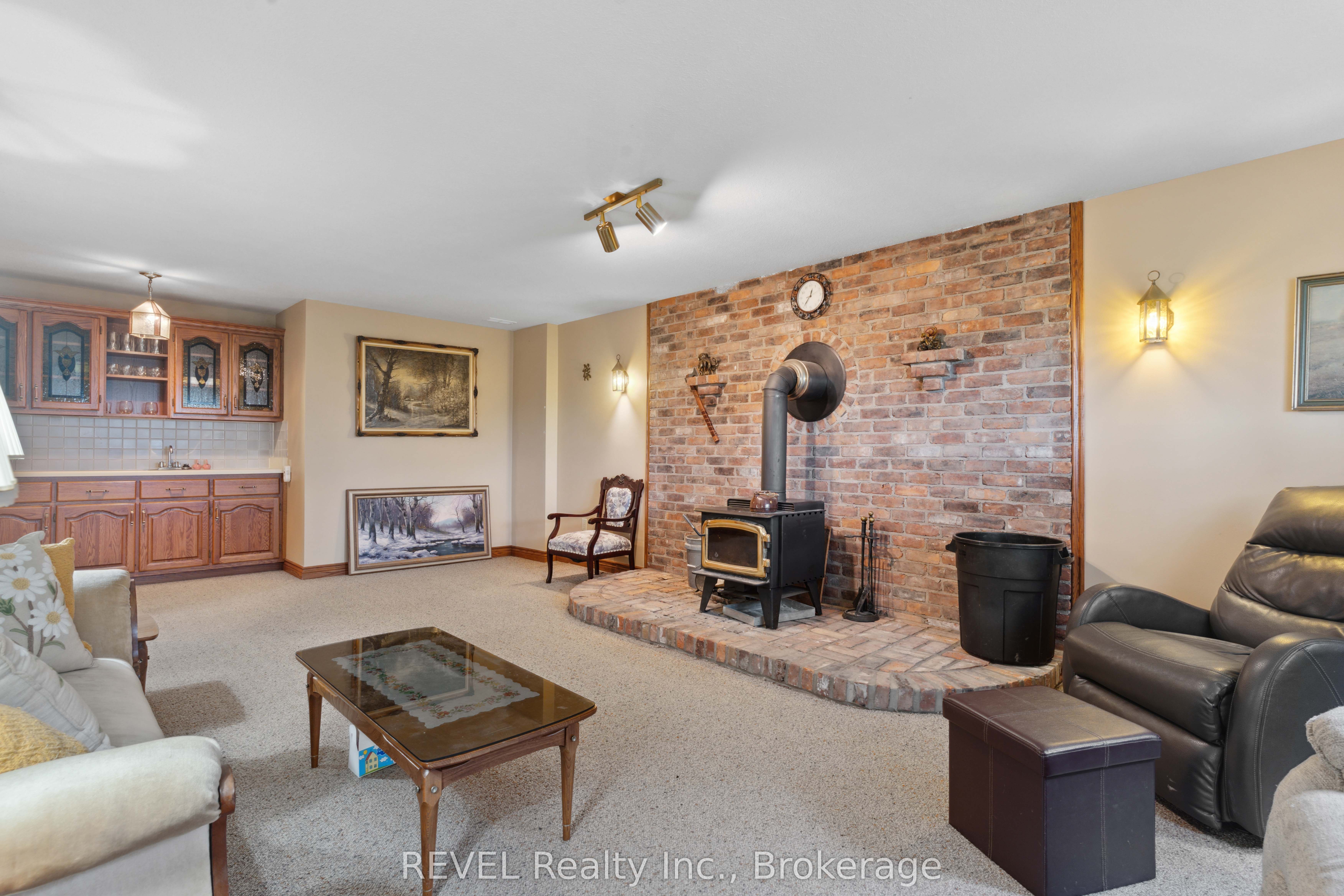 Photo 57 of 126 Colbeck Drive, Welland, Coyle Creek — HOMEH