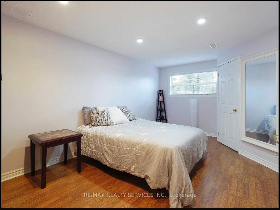 Photo 5 of Unit Basement, 34 Bridgenorth Crescent, Etobicoke, Thistletown-Beaumonde Heights — HOMEH