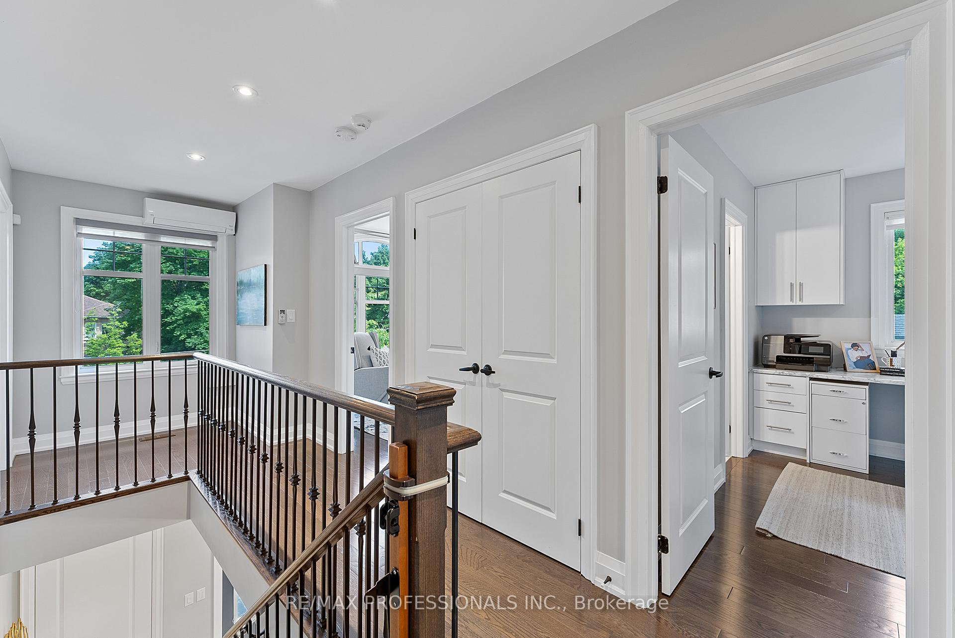 Photo 35 of 12 Brownlea Avenue, Etobicoke, Humber Heights — HOMEH