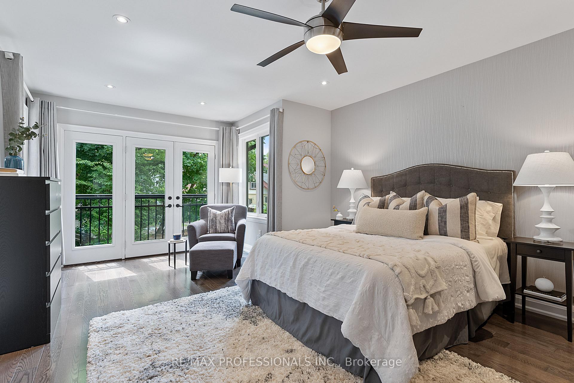 Photo 9 of 12 Brownlea Avenue, Etobicoke, Humber Heights — HOMEH