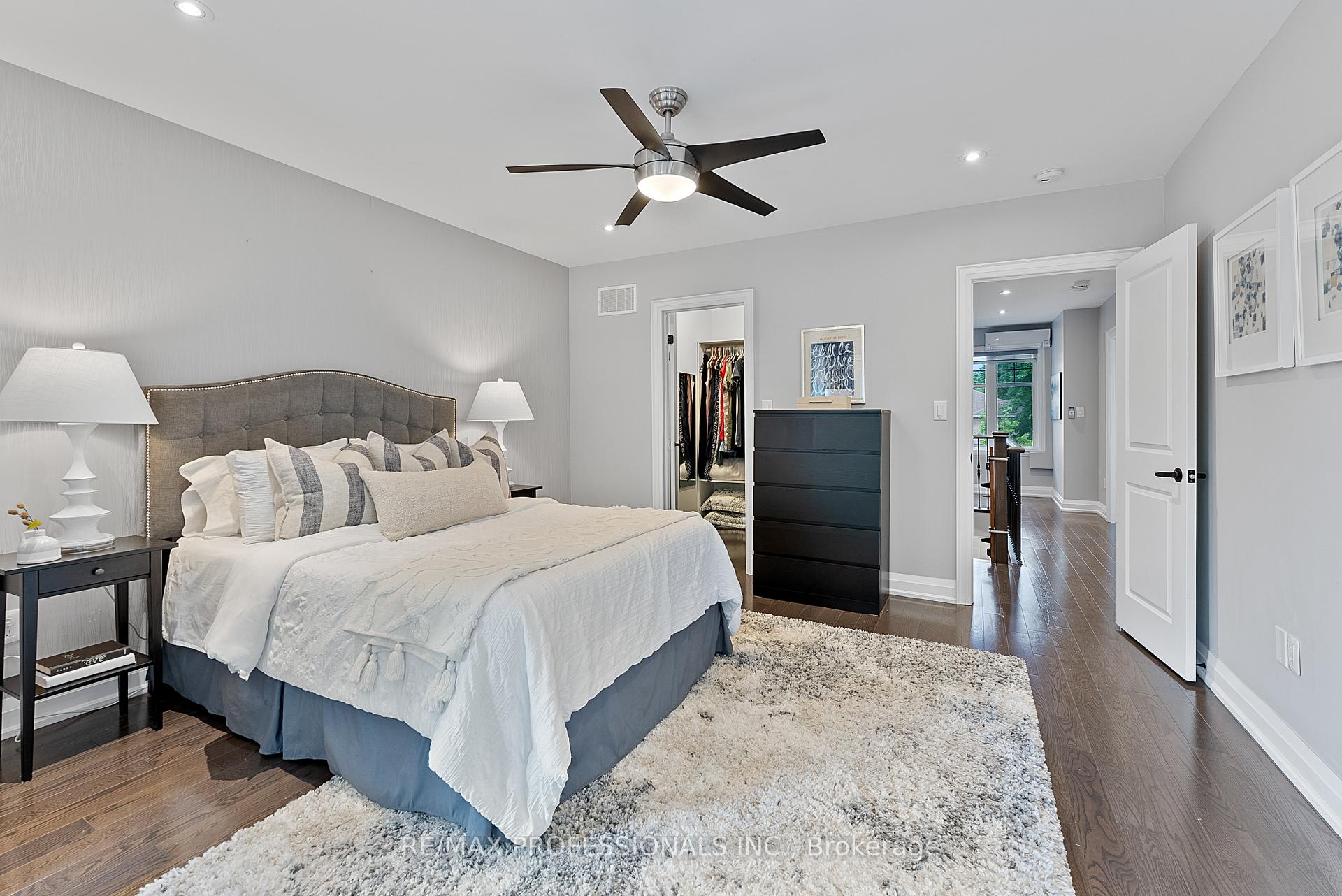 Photo 28 of 12 Brownlea Avenue, Etobicoke, Humber Heights — HOMEH