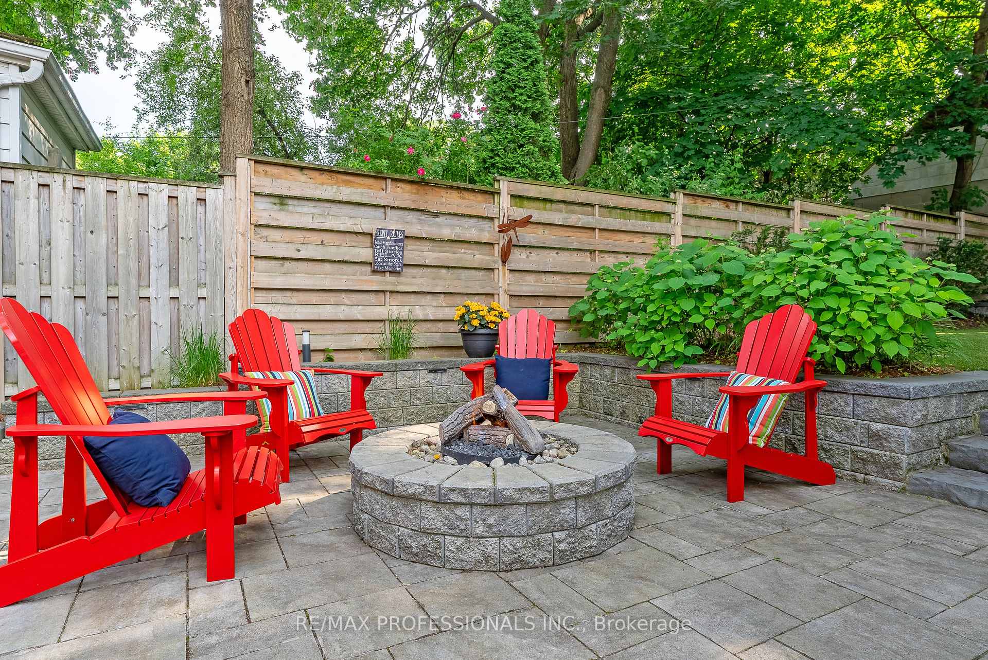 Photo 29 of 12 Brownlea Avenue, Etobicoke, Humber Heights — HOMEH