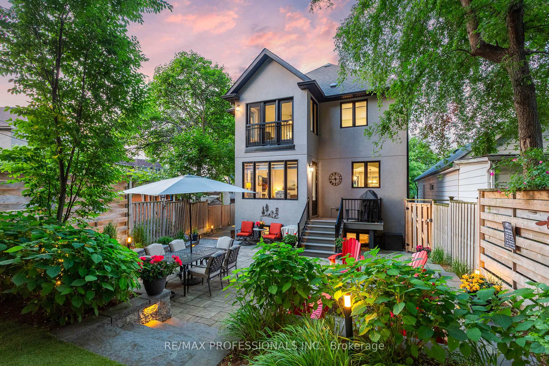Photo 25 of 12 Brownlea Avenue, Etobicoke, Humber Heights — HOMEH