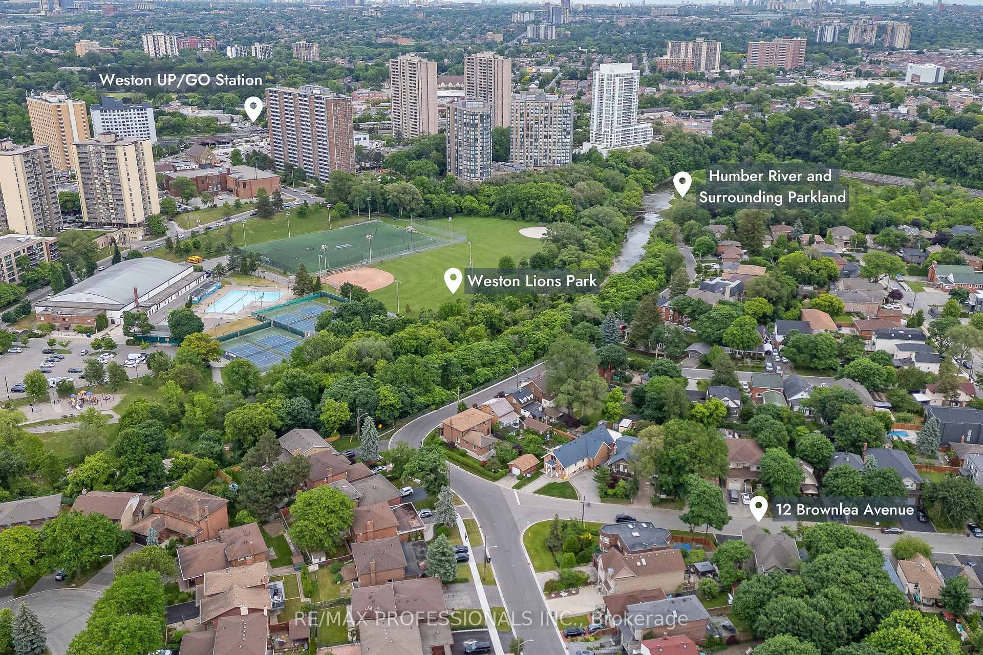Photo 26 of 12 Brownlea Avenue, Etobicoke, Humber Heights — HOMEH