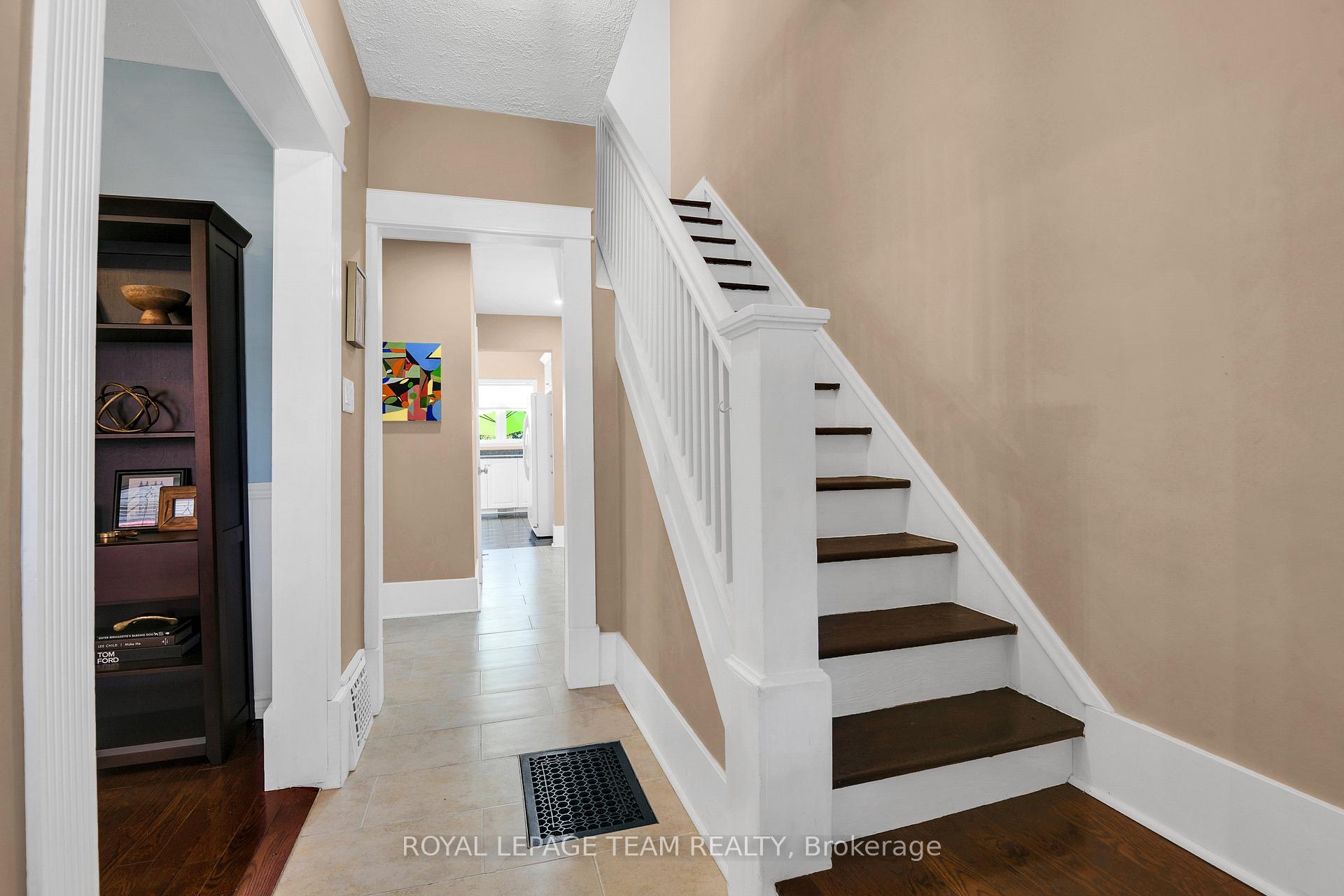 Photo 6 of 194 Holland Avenue, Ottawa, Ottawa West — HOMEH