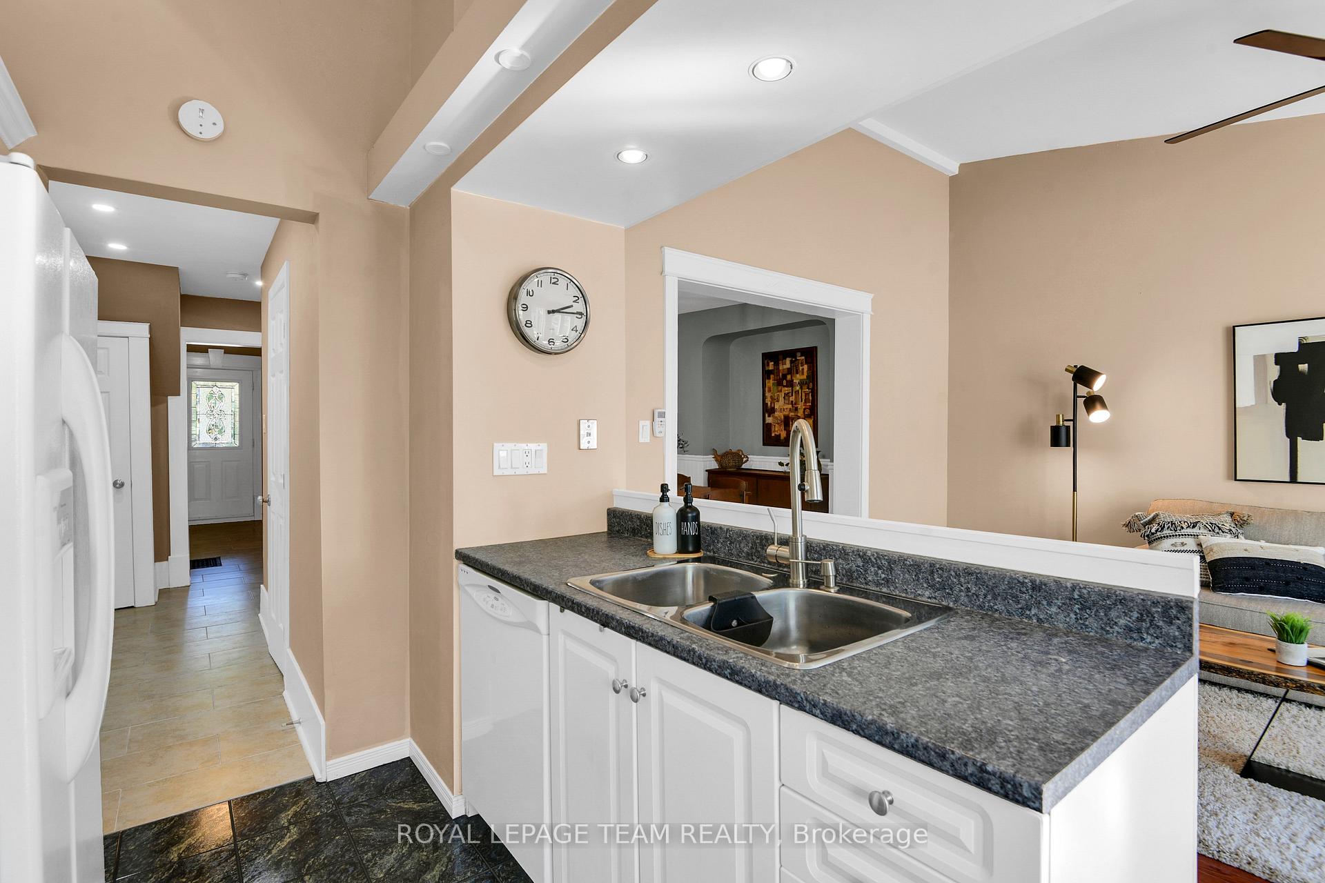 Photo 15 of 194 Holland Avenue, Ottawa, Ottawa West — HOMEH
