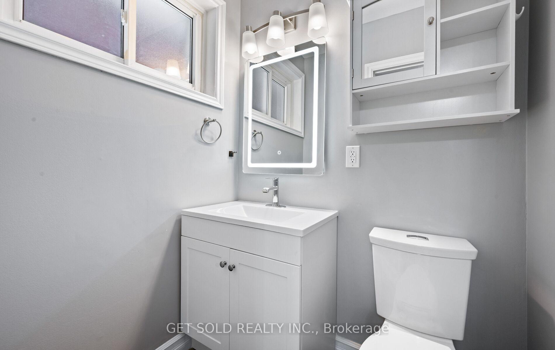 Photo 16 of 57 Taysham Crescent, Etobicoke, Thistletown-Beaumonde Heights — HOMEH