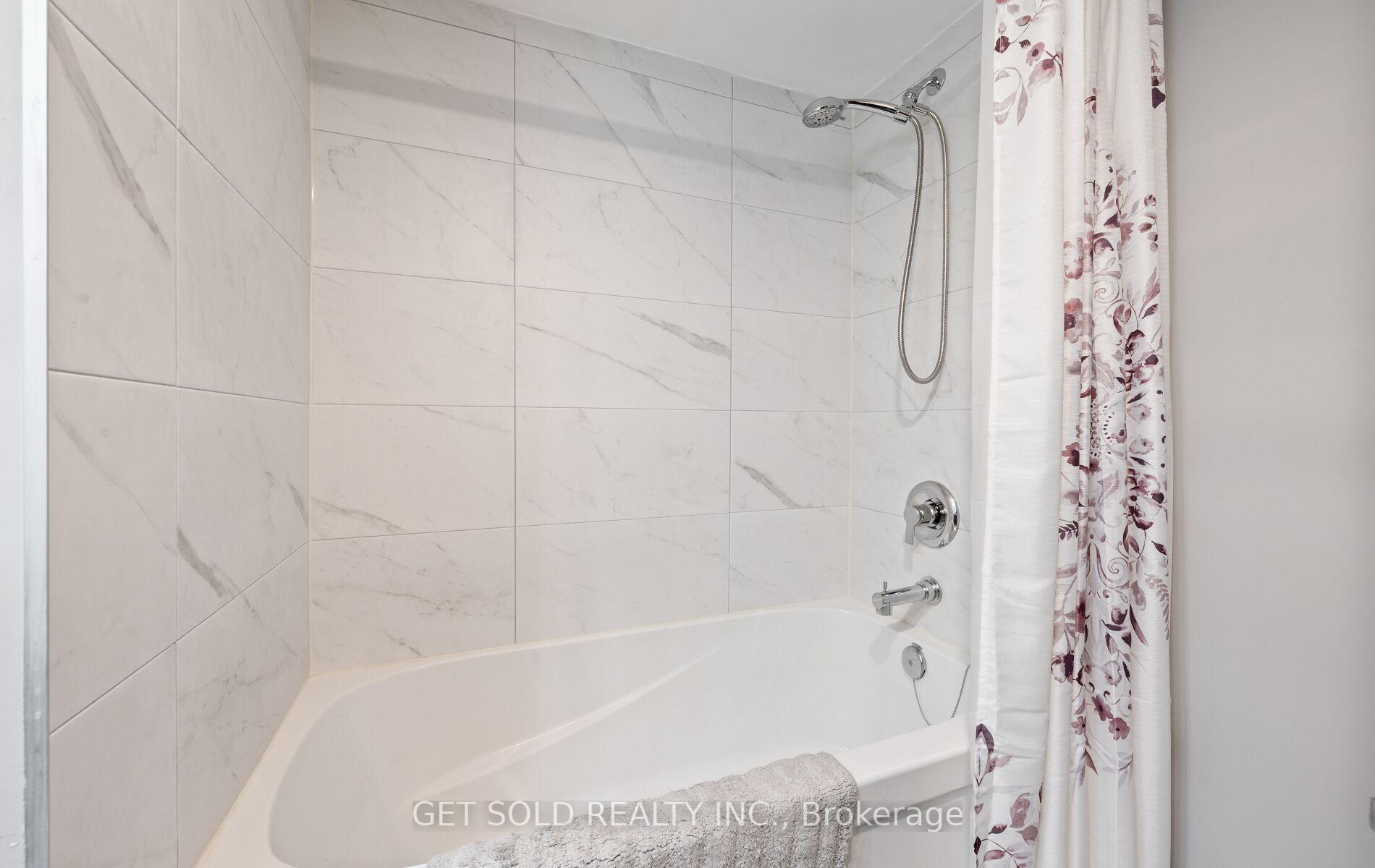 Photo 34 of 57 Taysham Crescent, Etobicoke, Thistletown-Beaumonde Heights — HOMEH