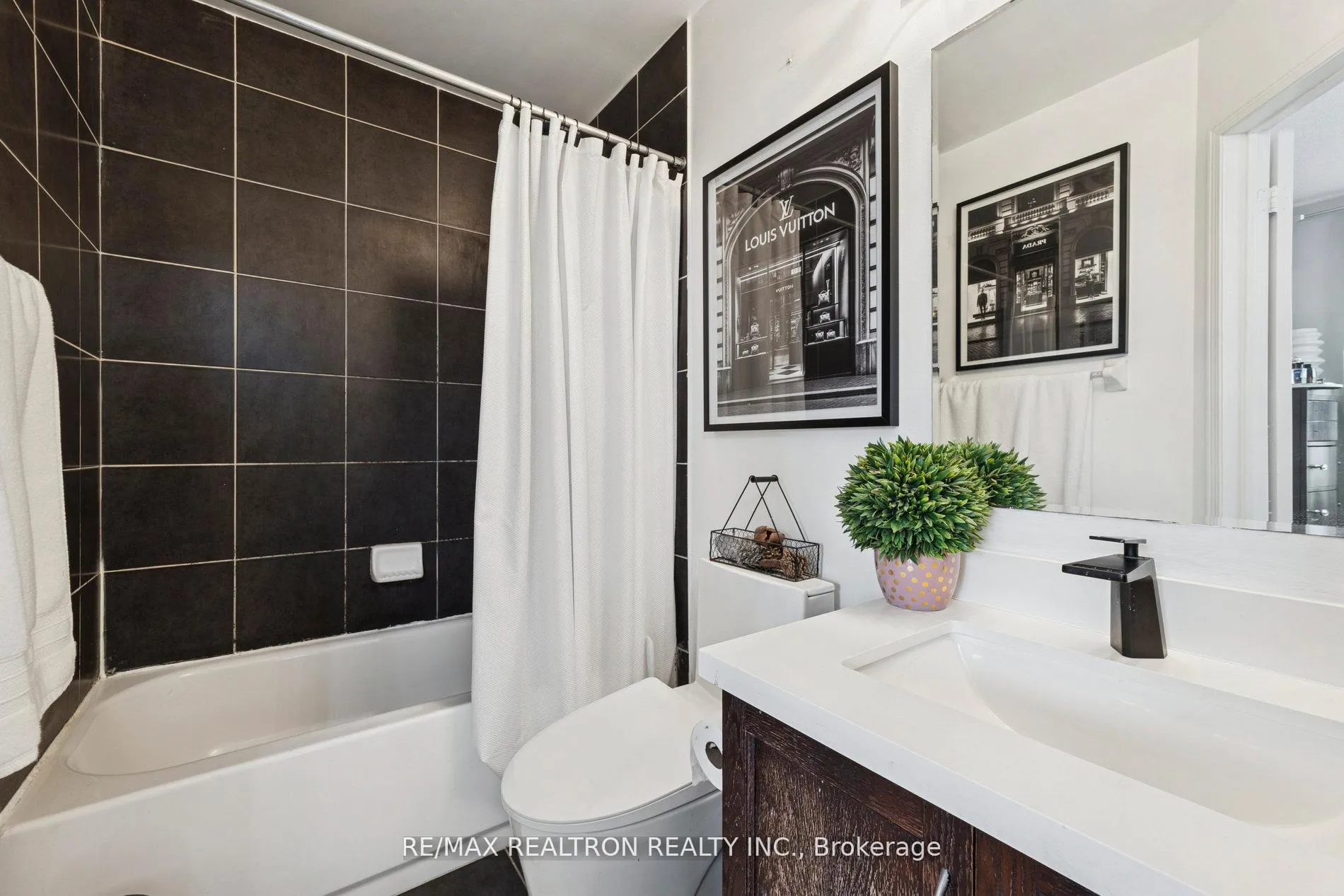 Photo 236 of 106 Barnham Street, Ajax, Central East — HOMEH