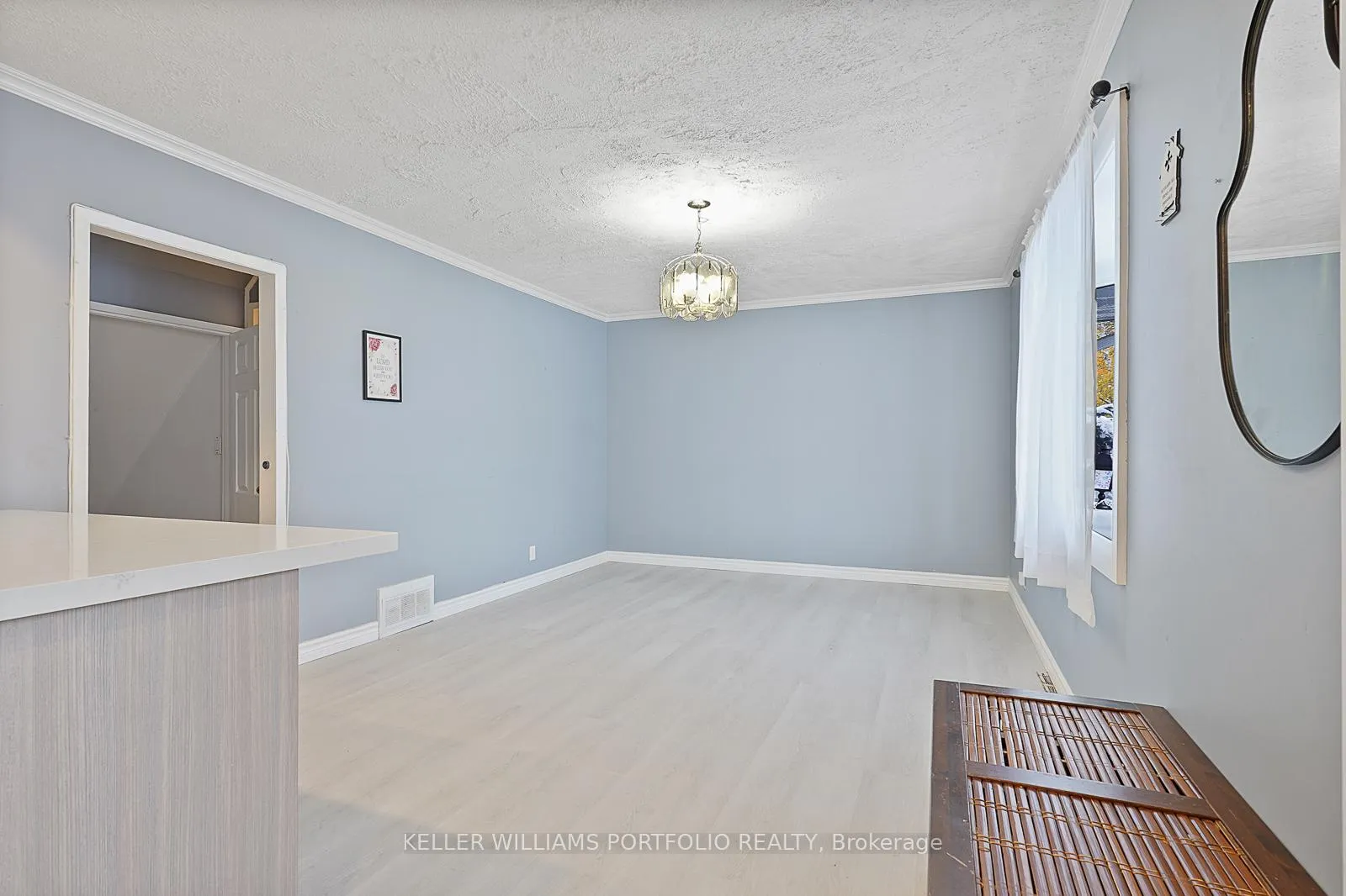 Photo 90 of 144 Admiral Road, Ajax, South East — HOMEH