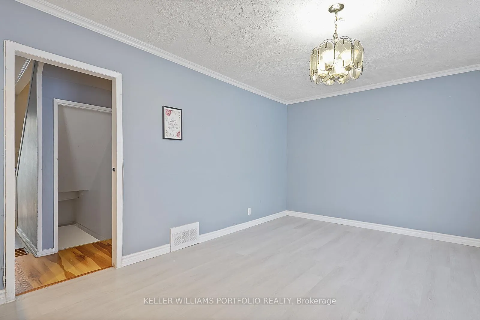 Photo 107 of 144 Admiral Road, Ajax, South East — HOMEH