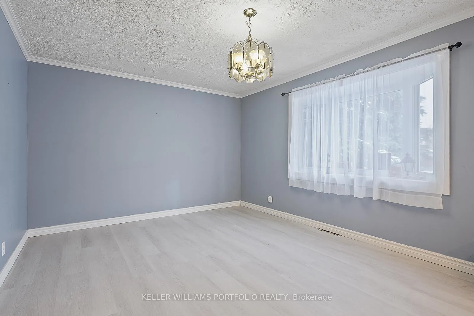 Photo 104 of 144 Admiral Road, Ajax, South East — HOMEH