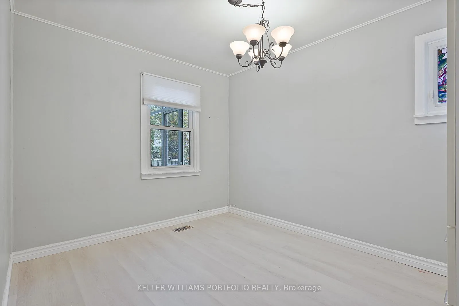 Photo 146 of 144 Admiral Road, Ajax, South East — HOMEH