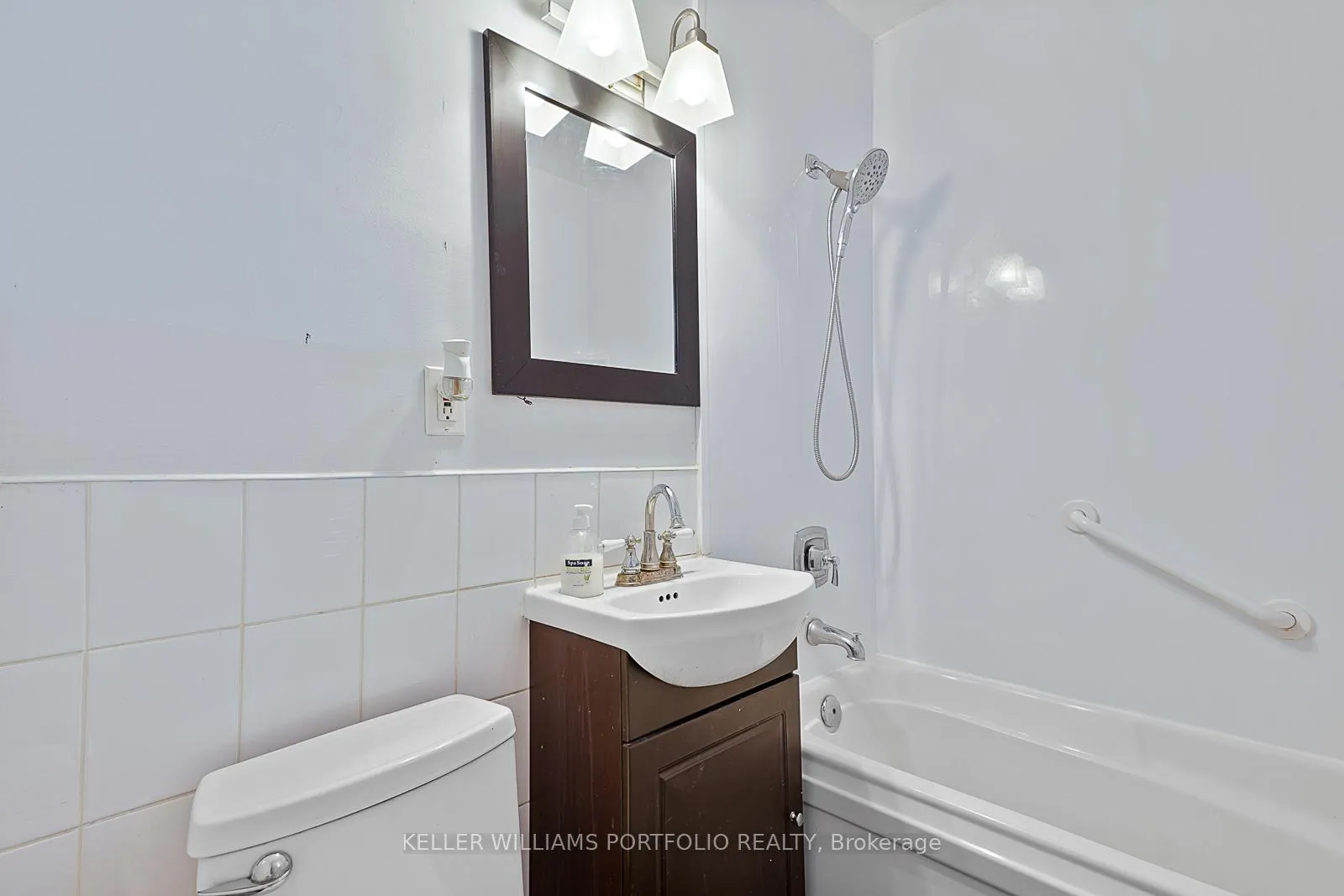 Photo 175 of 144 Admiral Road, Ajax, South East — HOMEH