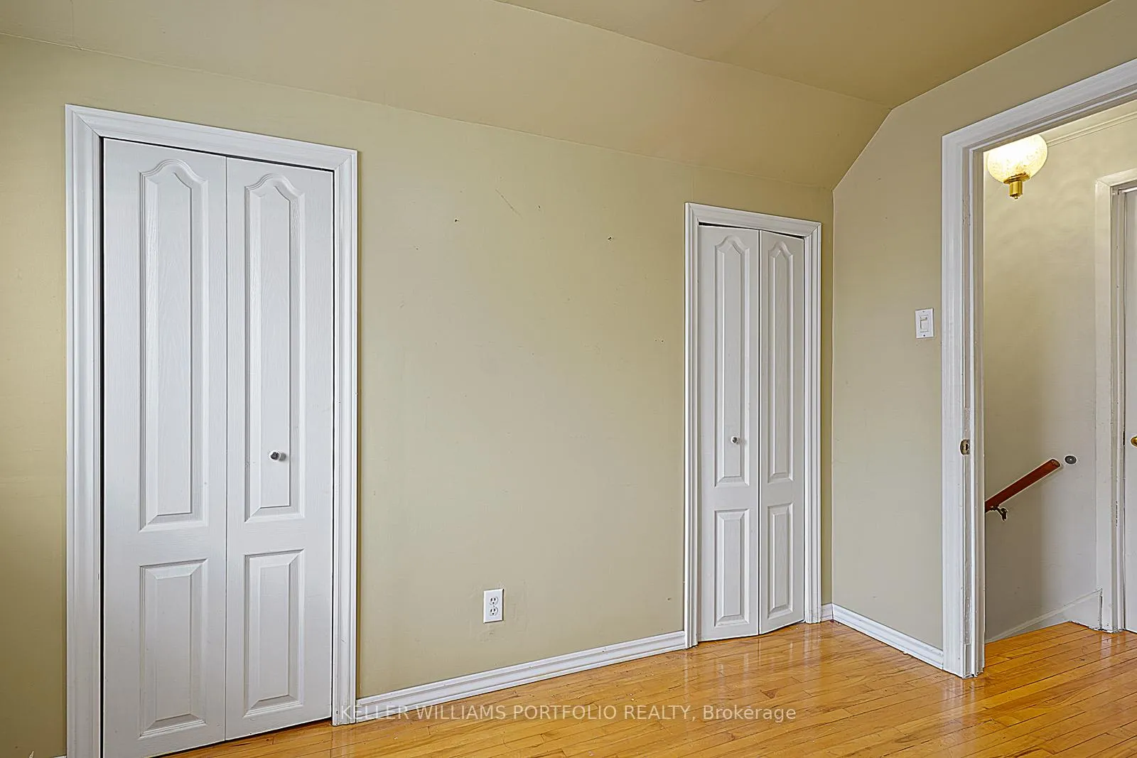 Photo 249 of 144 Admiral Road, Ajax, South East — HOMEH