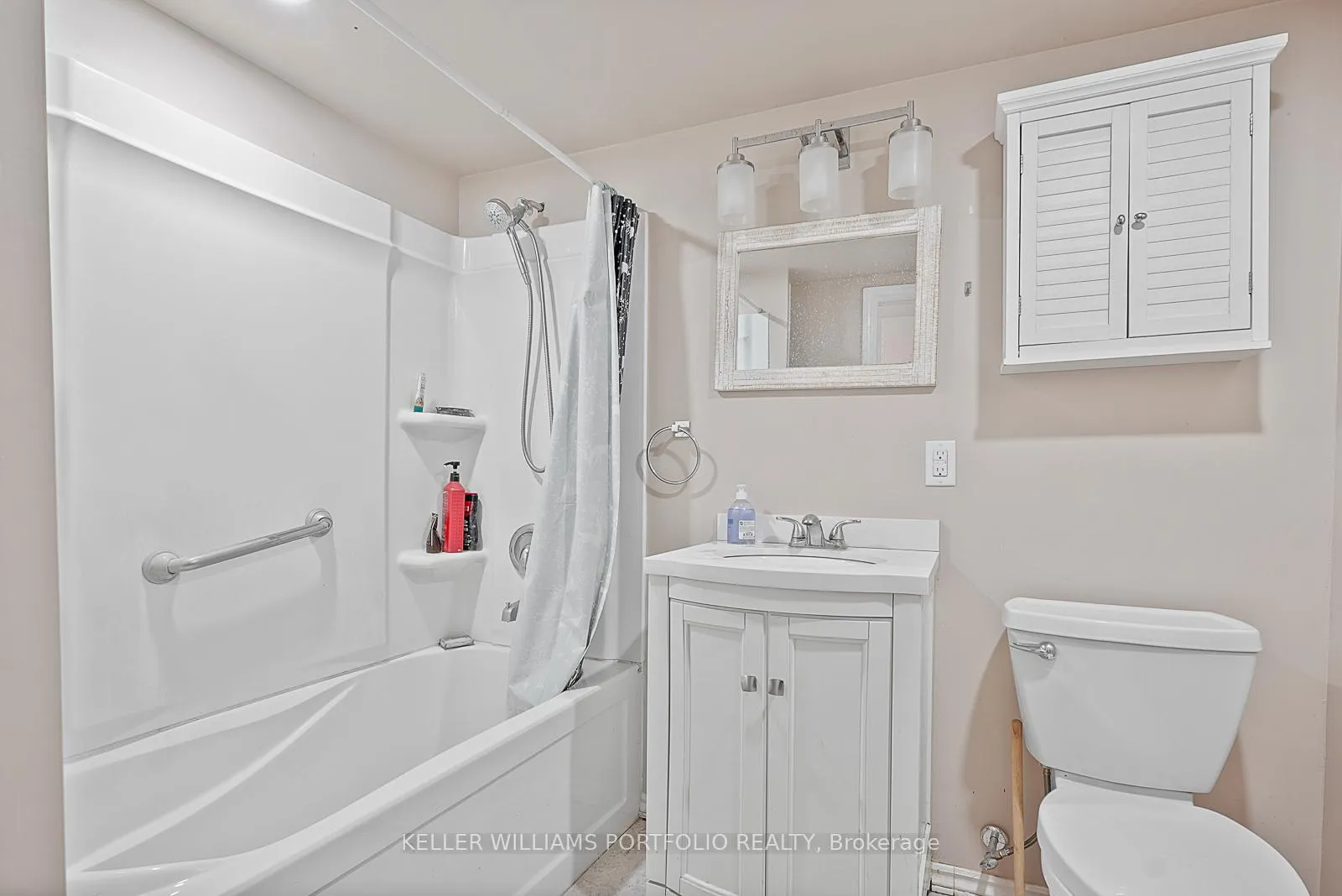 Photo 305 of 144 Admiral Road, Ajax, South East — HOMEH