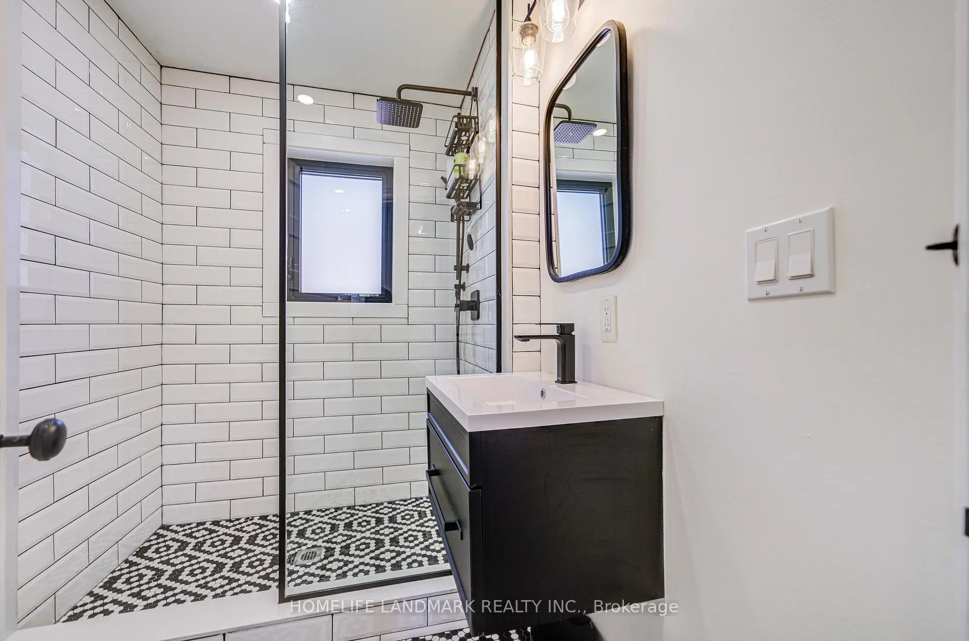 Photo 174 of 40 Harrison Avenue, Aurora, Aurora Village — HOMEH