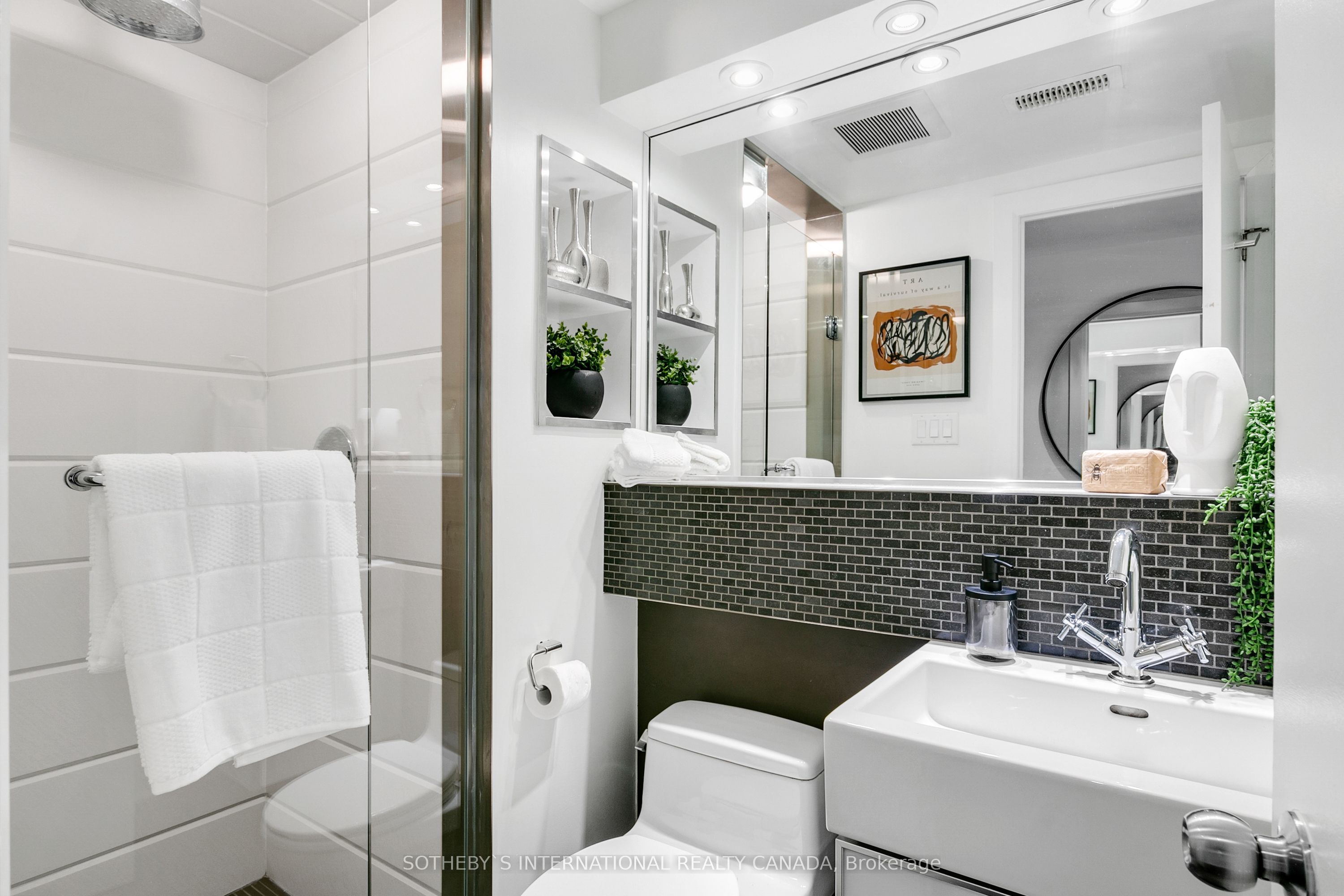 Photo 71 of Unit 109, 660 Pape Avenue, Toronto, North Riverdale — HOMEH