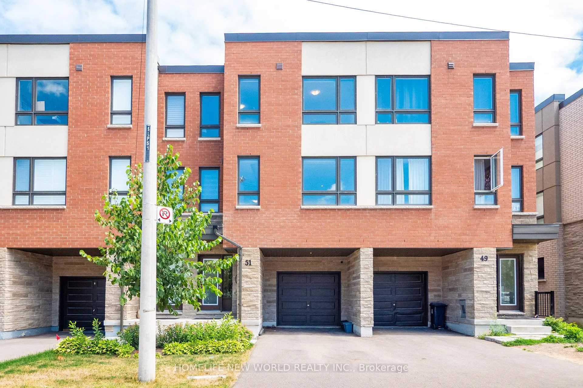 Photo 1 of 51 Woodstream Drive, Etobicoke, West Humber-Clairville — HOMEH