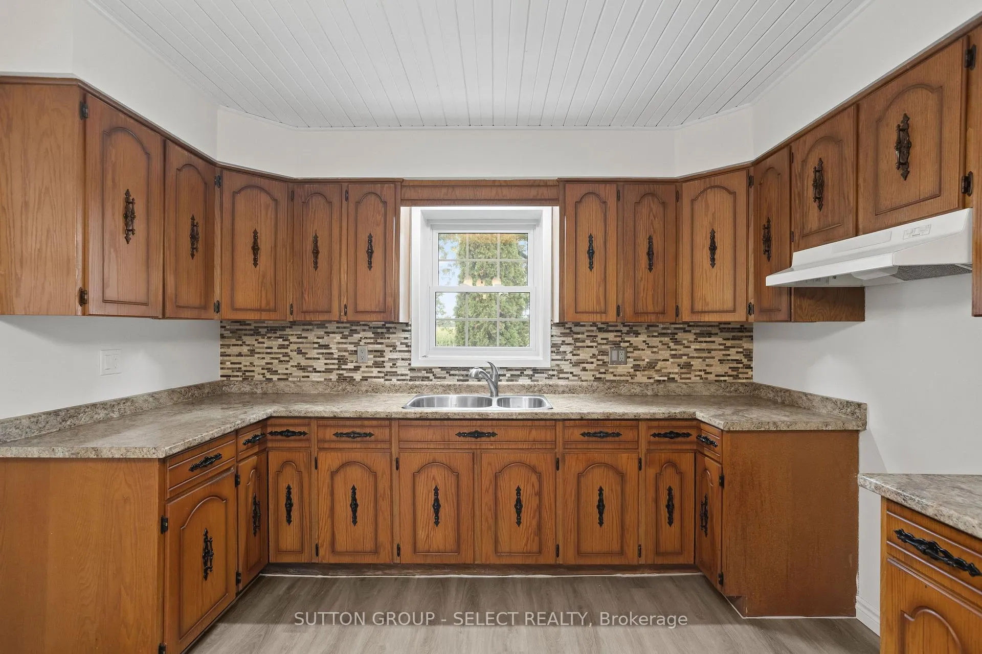 Photo 58 of 71479 Babylon Line, Bluewater, Hay — HOMEH