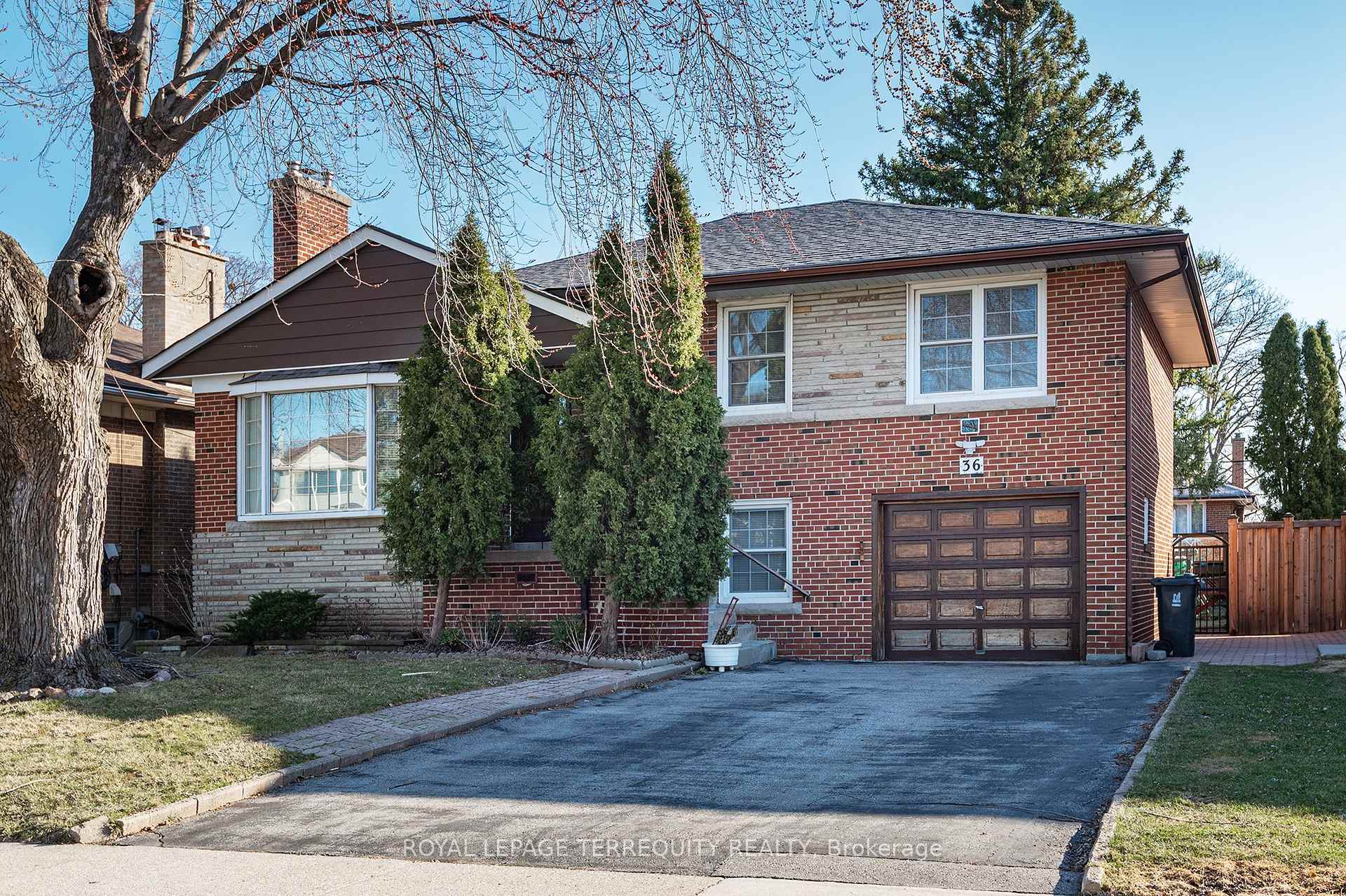 Photo 1 of 36 Breadner Drive, Etobicoke, Willowridge-Martingrove-Richview — HOMEH