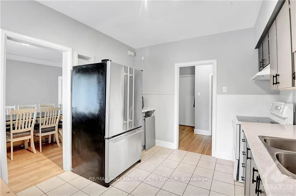 Photo 6 of 22-24 Byron Avenue, Ottawa, Ottawa West — HOMEH