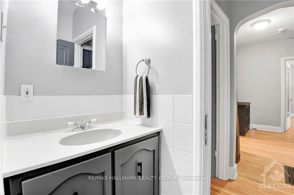 Photo 10 of 22-24 Byron Avenue, Ottawa, Ottawa West — HOMEH