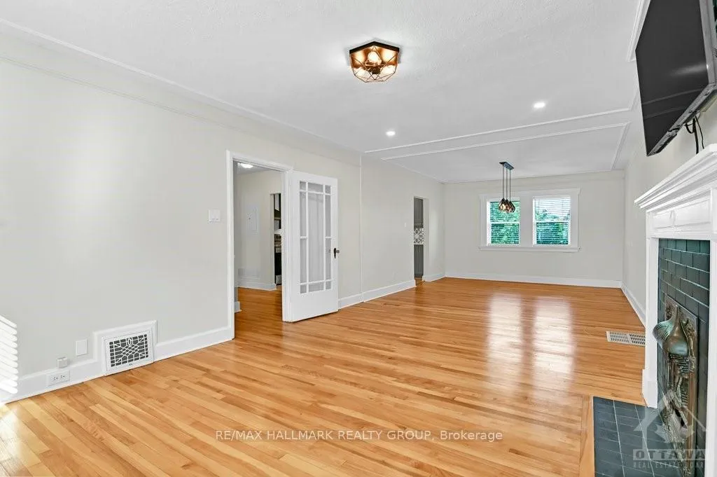 Photo 12 of 22-24 Byron Avenue, Ottawa, Ottawa West — HOMEH