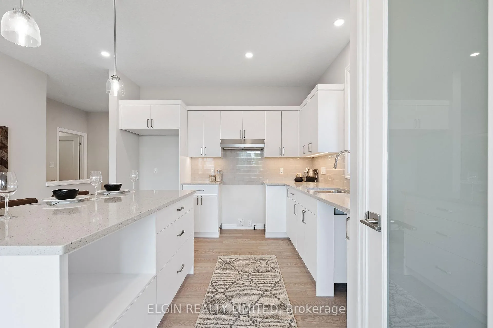 Photo 23 of 6 Hemlock Crescent, Aylmer — HOMEH