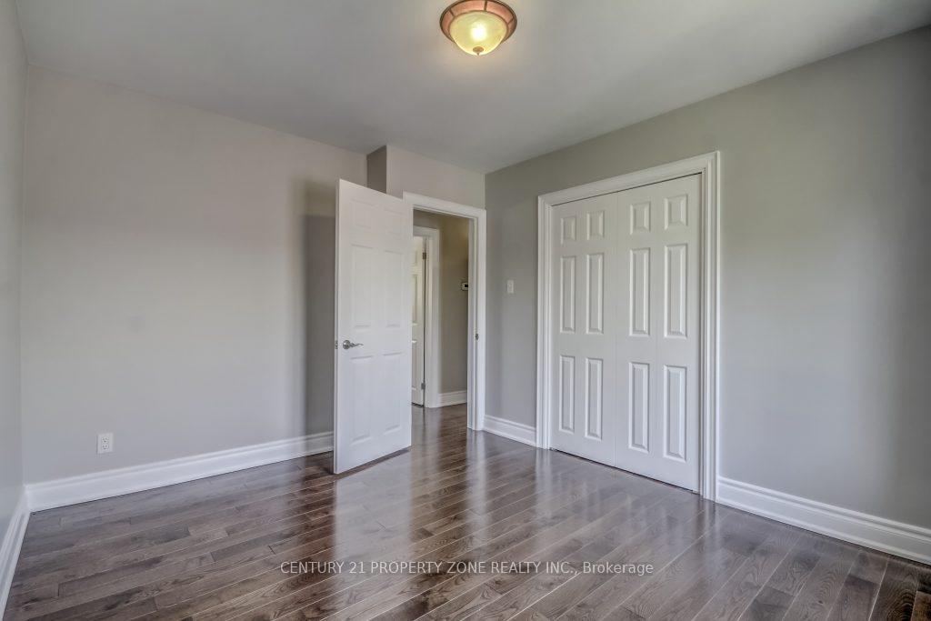 Photo 18 of 1 Dashwood Crescent, Etobicoke, Thistletown-Beaumonde Heights — HOMEH