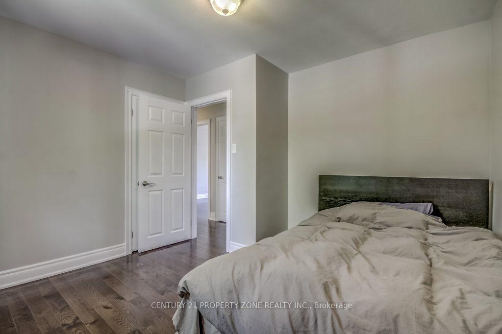 Photo 17 of 1 Dashwood Crescent, Etobicoke, Thistletown-Beaumonde Heights — HOMEH