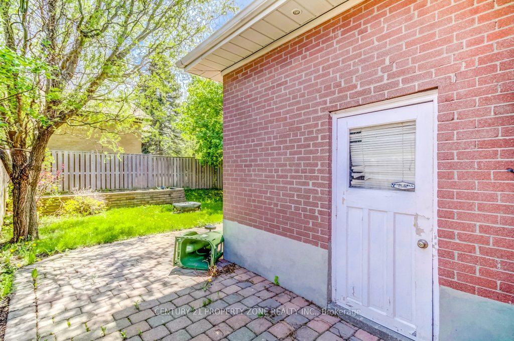 Photo 22 of 1 Dashwood Crescent, Etobicoke, Thistletown-Beaumonde Heights — HOMEH