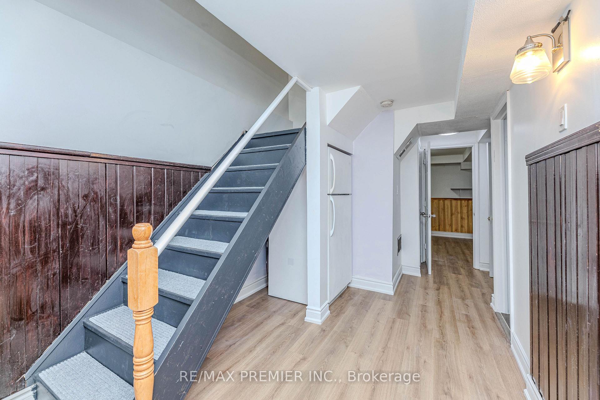 Photo 32 of 14 Shady Glen Road, Etobicoke, West Humber-Clairville — HOMEH