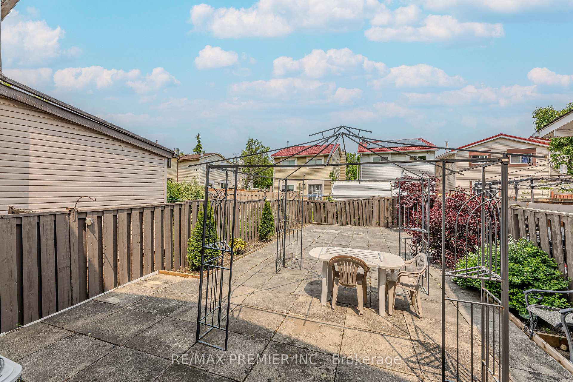Photo 41 of 14 Shady Glen Road, Etobicoke, West Humber-Clairville — HOMEH