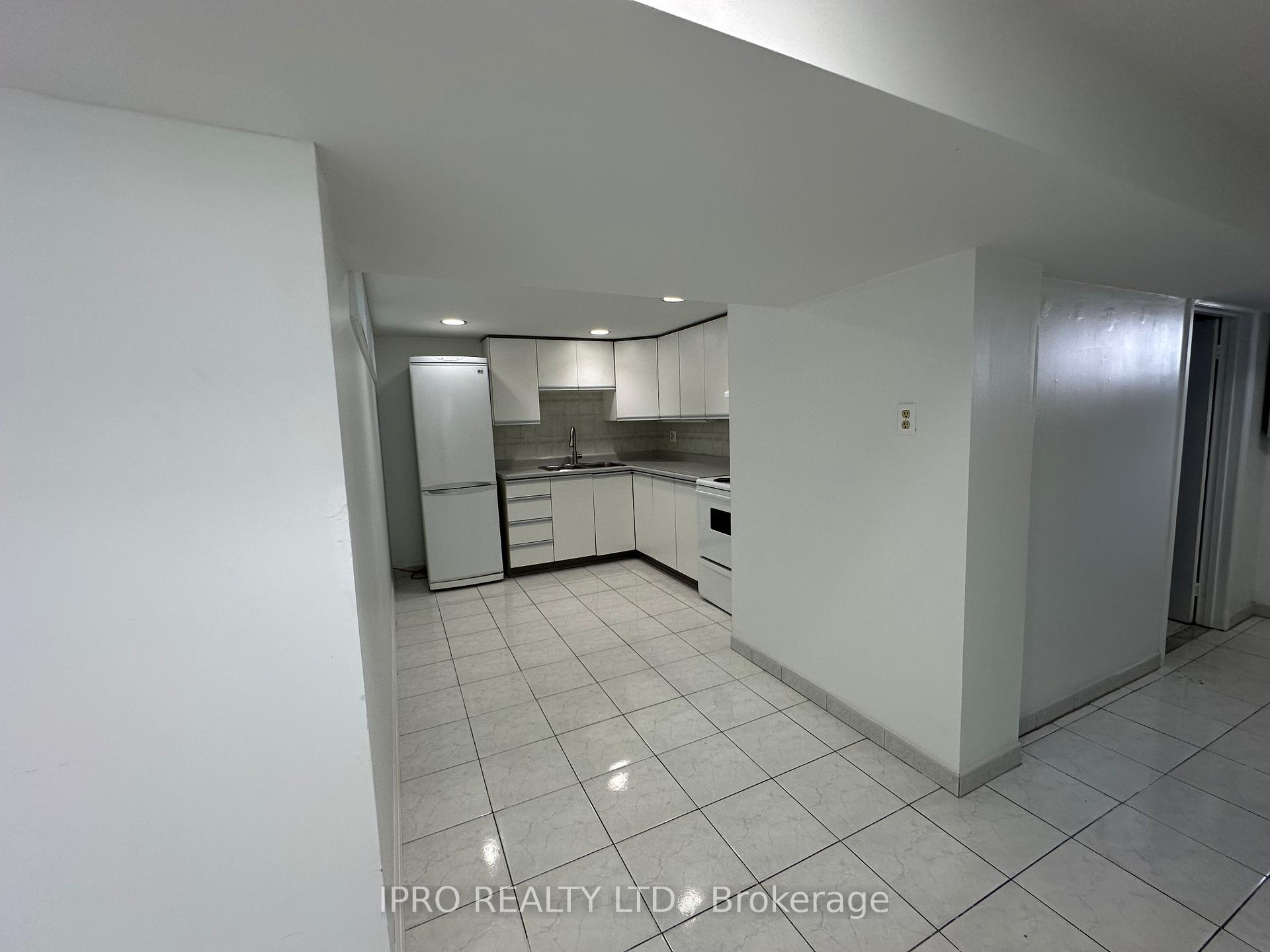 Photo 8 of Unit Bsmt, 14 Brigham Court, Etobicoke, Elms-Old Rexdale — HOMEH