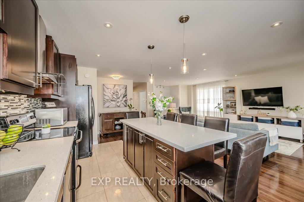 Photo 22 of 4 Buckley Crescent, Etobicoke, Willowridge-Martingrove-Richview — HOMEH