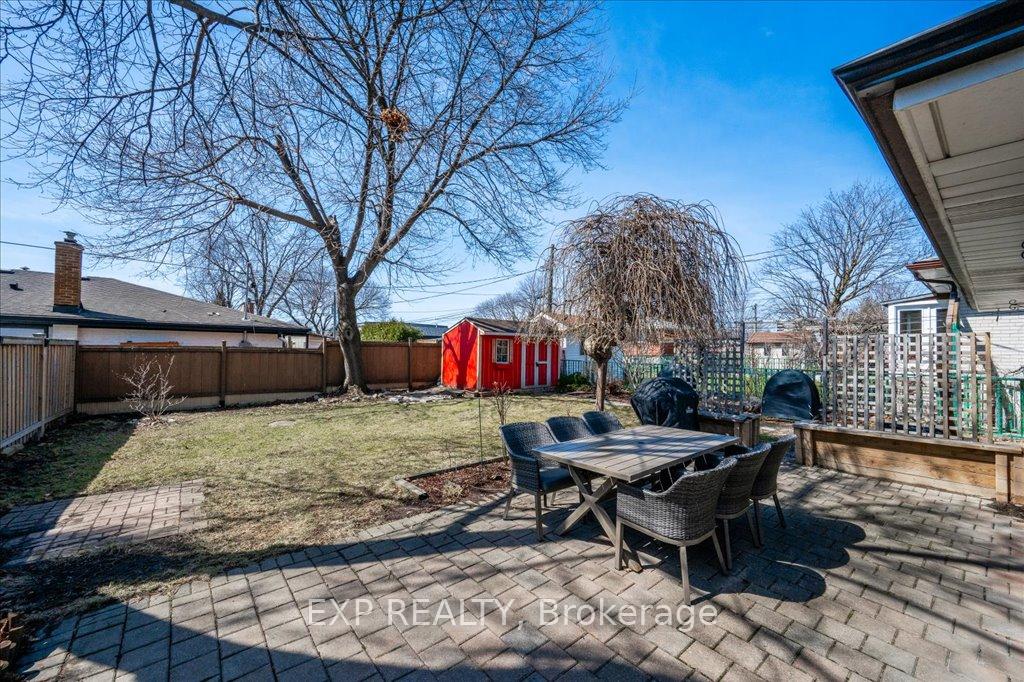 Photo 24 of 4 Buckley Crescent, Etobicoke, Willowridge-Martingrove-Richview — HOMEH