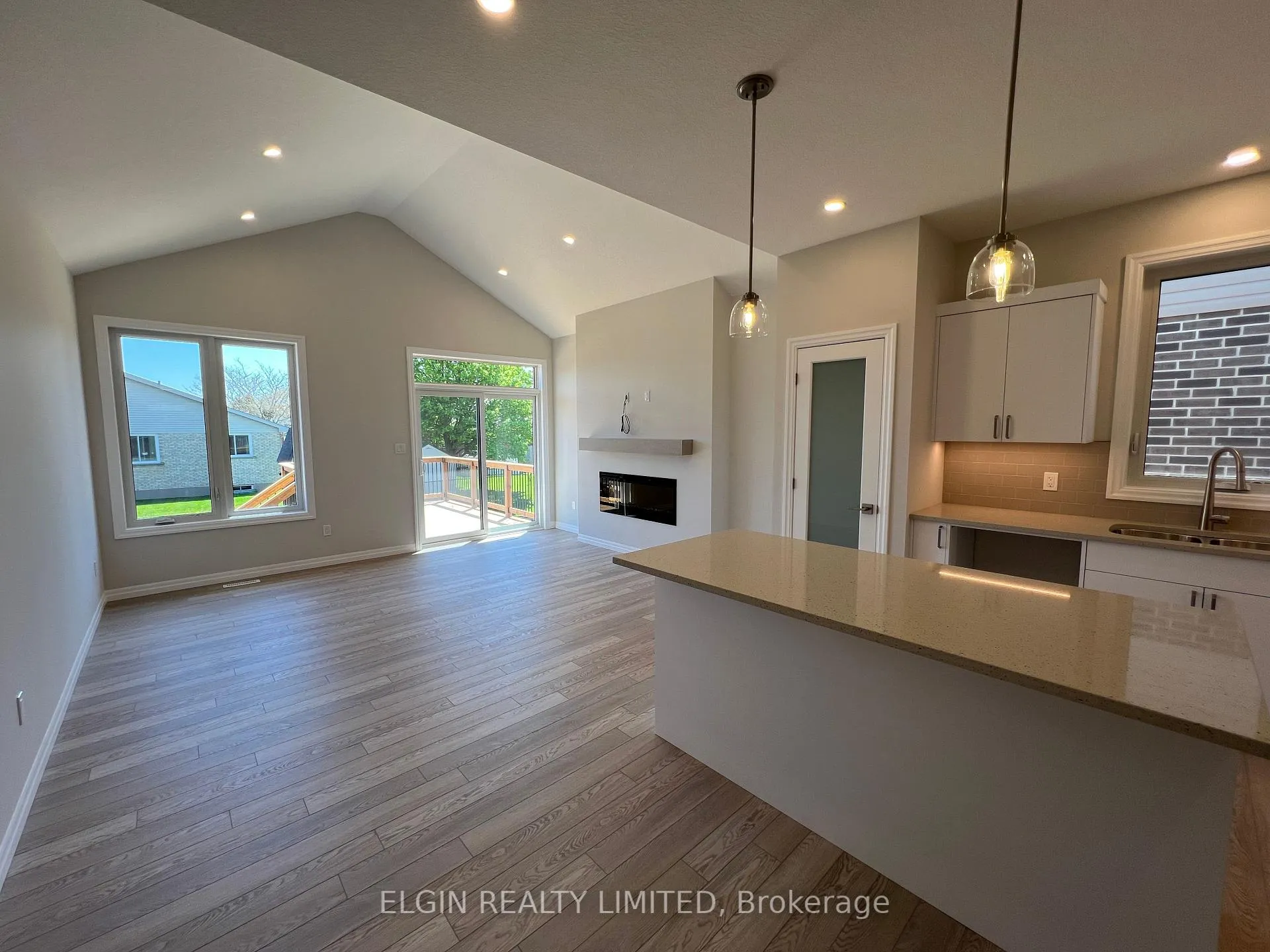Photo 86 of 8 Hemlock Crescent, Aylmer — HOMEH