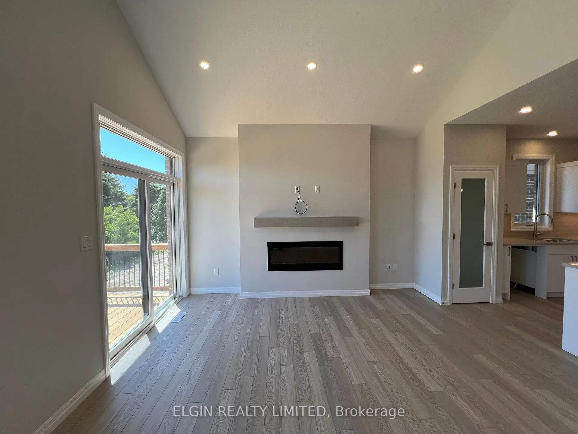 Photo 150 of 8 Hemlock Crescent, Aylmer — HOMEH