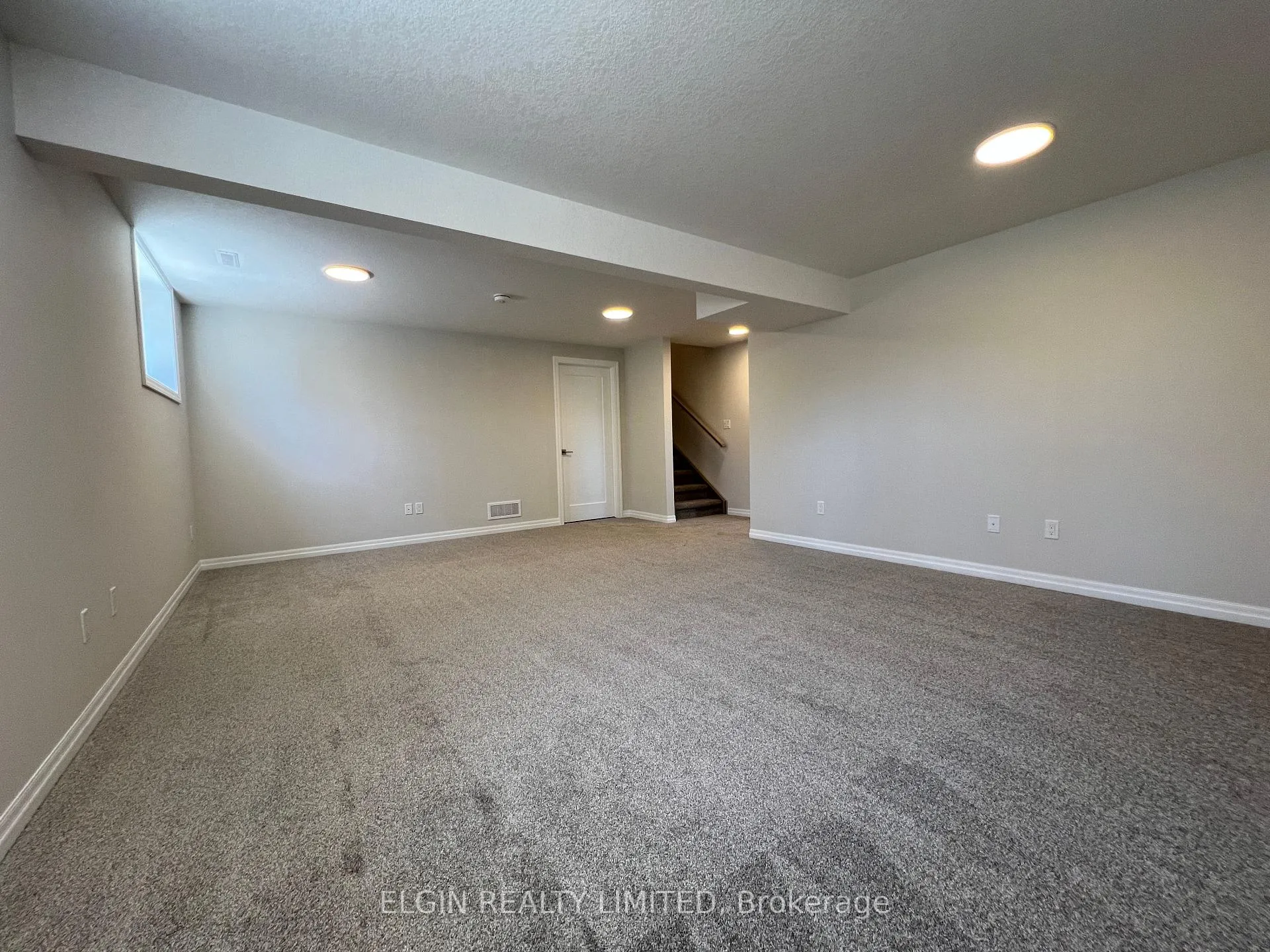 Photo 275 of 8 Hemlock Crescent, Aylmer — HOMEH