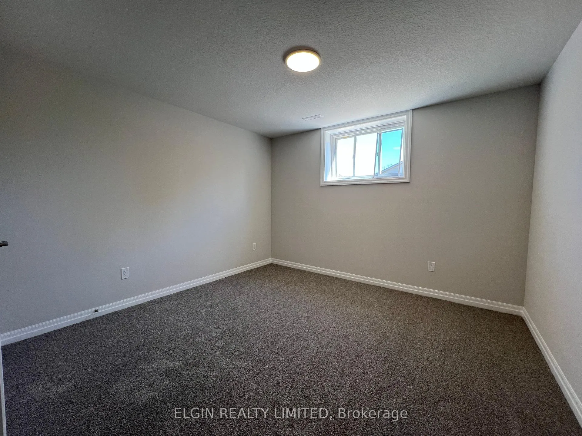 Photo 276 of 8 Hemlock Crescent, Aylmer — HOMEH