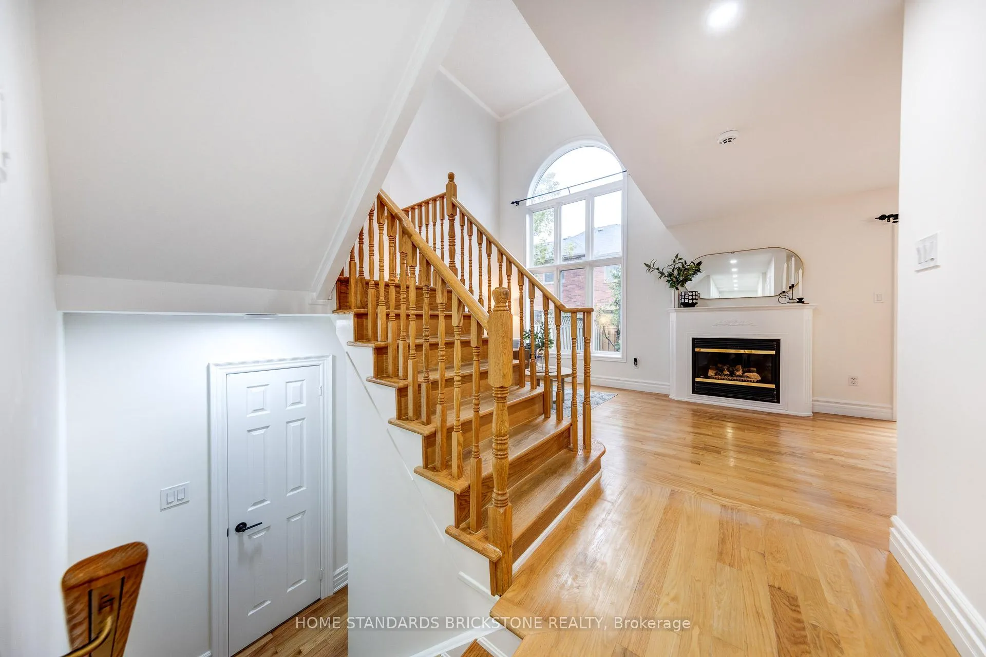Photo 289 of 53 Ostick Street, Aurora, Bayview Wellington — HOMEH