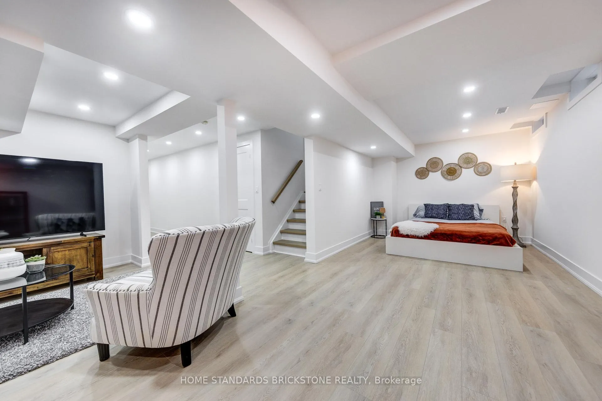 Photo 468 of 53 Ostick Street, Aurora, Bayview Wellington — HOMEH