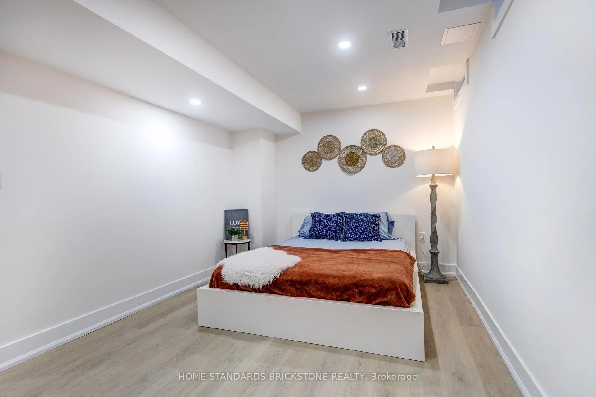 Photo 503 of 53 Ostick Street, Aurora, Bayview Wellington — HOMEH